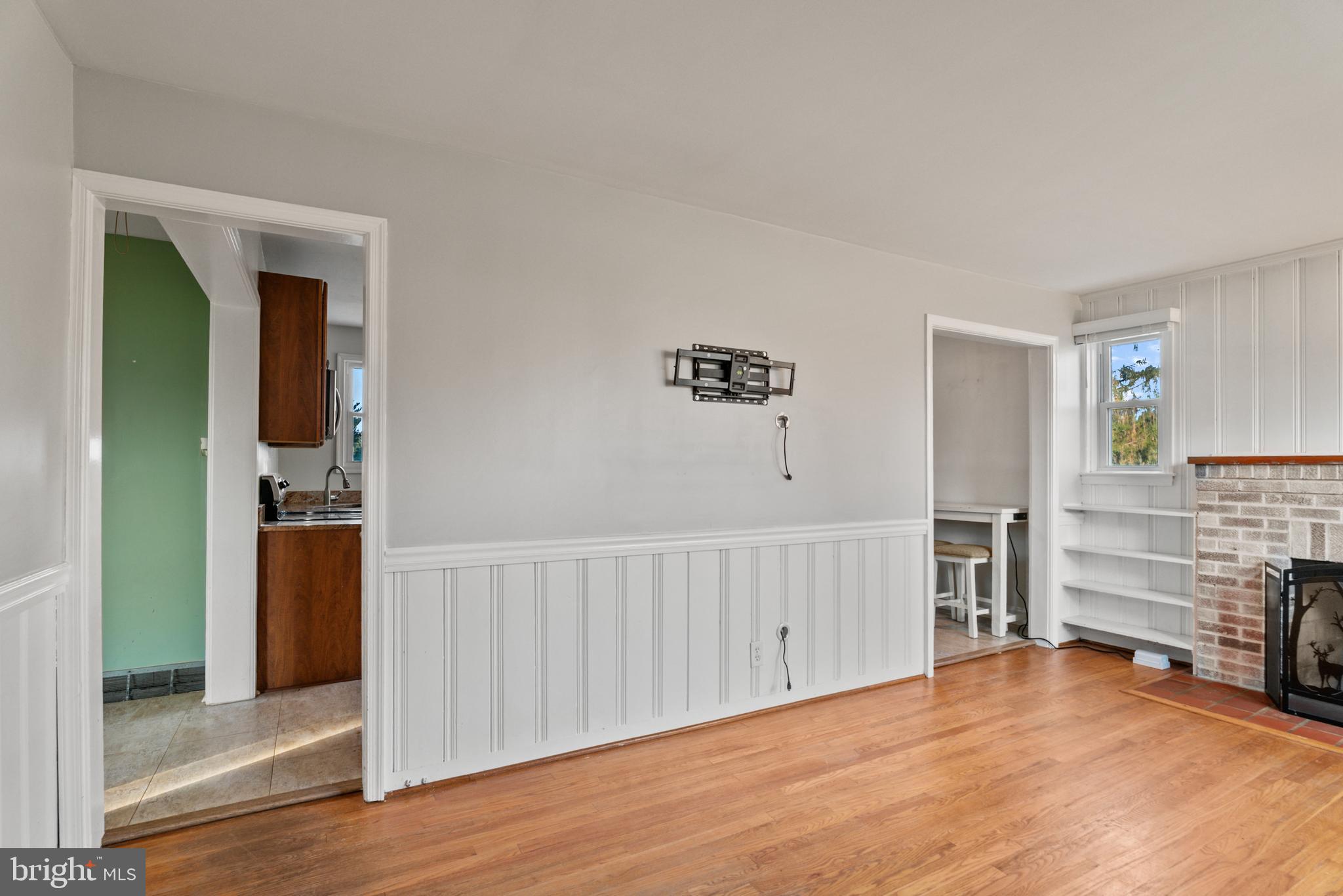 4400 Bartholow Road Sykesville, MD 21784 - Photo 16 of 45 view from living room to kitchen
