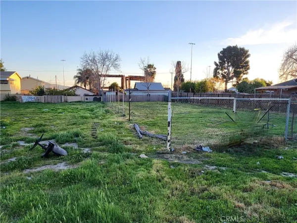 a view of a park