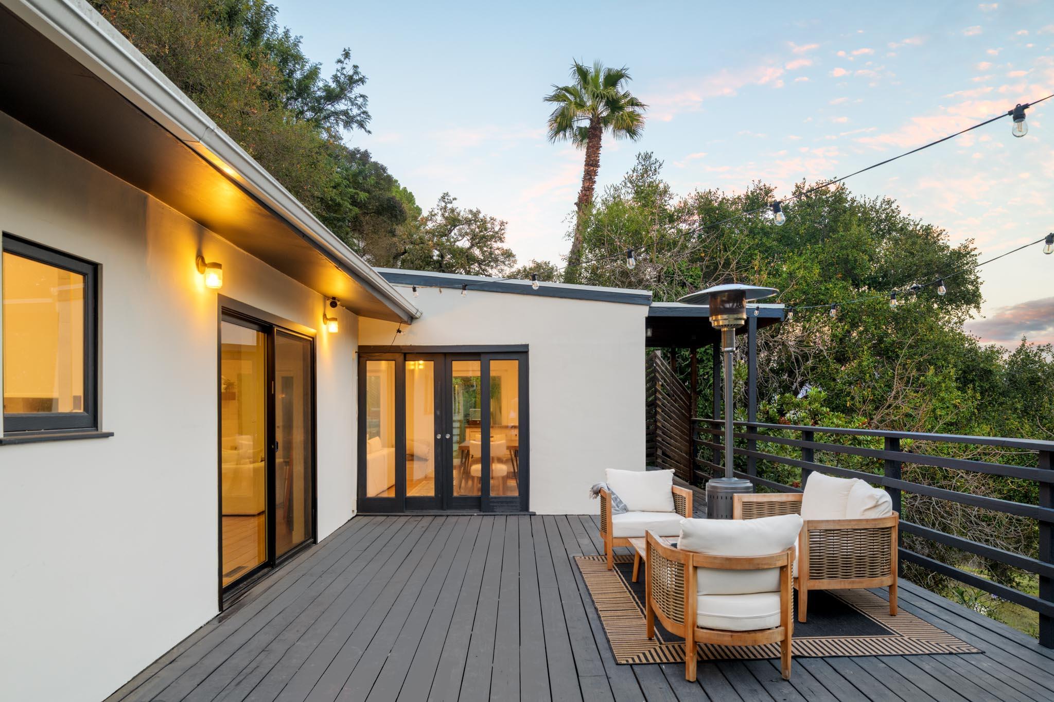 3375 Coldwater Canyon Avenue Studio City, CA 91604 - Photo 19 of 30 Patio