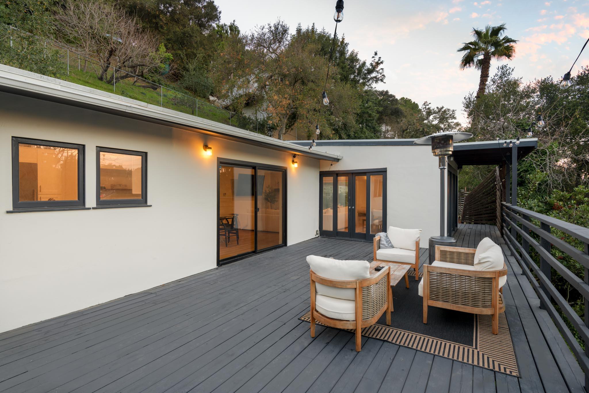 3375 Coldwater Canyon Avenue Studio City, CA 91604 - Photo 20 of 30 Patio