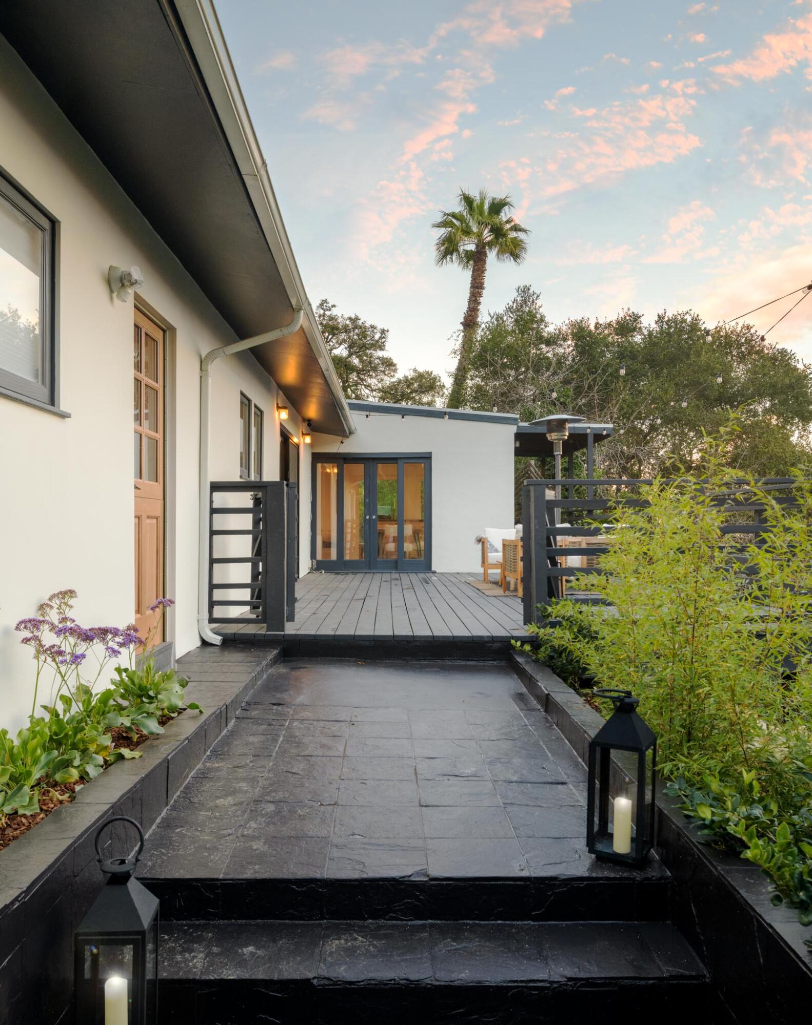 3375 Coldwater Canyon Avenue Studio City, CA 91604 - Photo 24 of 30 Entrance