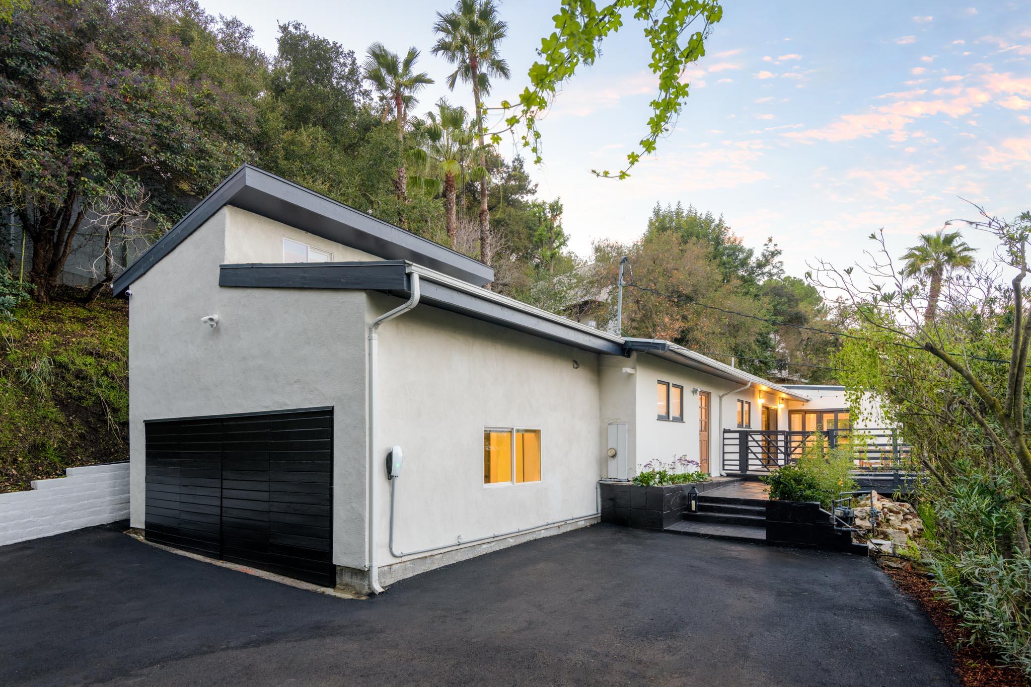 3375 Coldwater Canyon Avenue Studio City, CA 91604 - Photo 30 of 30 3375 Coldwater Canyon Ave