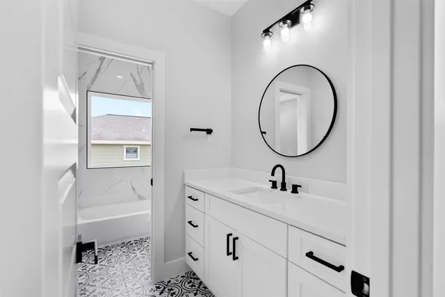 $389,900 | 6611 Avenue O, Houston, TX 77011