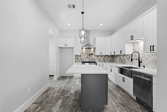 $389,900 | 6611 Avenue O, Houston, TX 77011