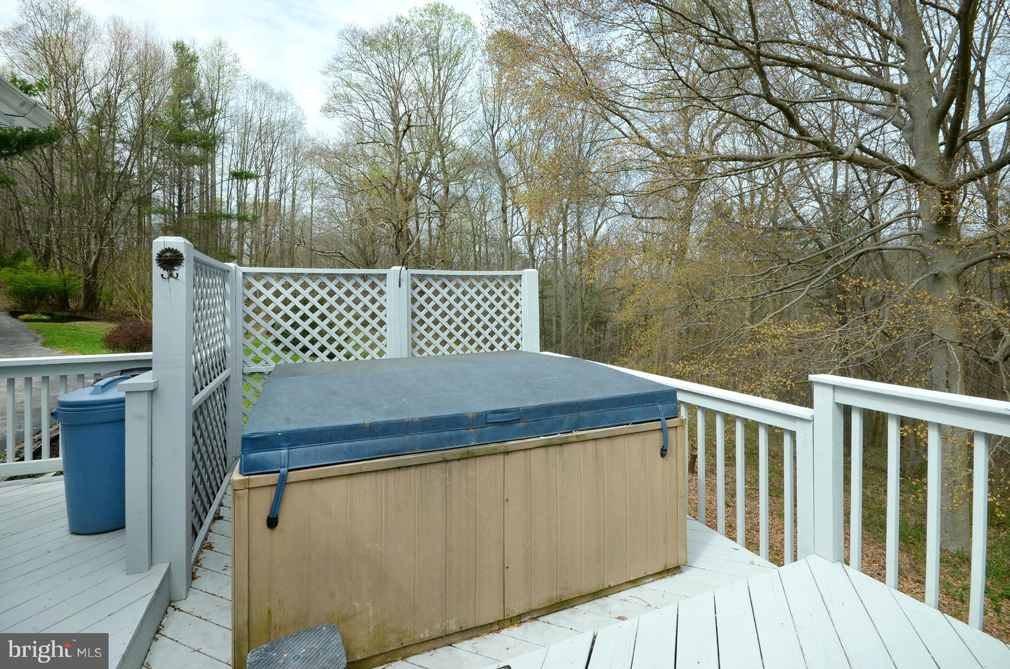 14045 Sunnybrook Road Phoenix, MD 21131 - Photo 22 of 27 a view of a wooden fence and trees