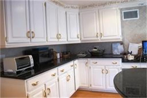 11 Old Colony Road Worcester, MA 01609 - Photo 13 of 29 Gallery Image 13