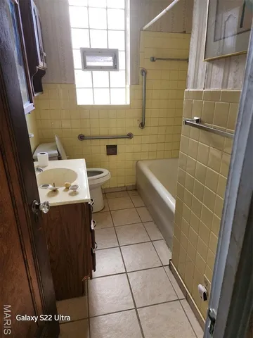 $86,000 | 4450 Holly Avenue, St. Louis, MO 63115