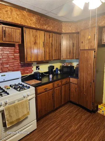 $86,000 | 4450 Holly Avenue, St. Louis, MO 63115