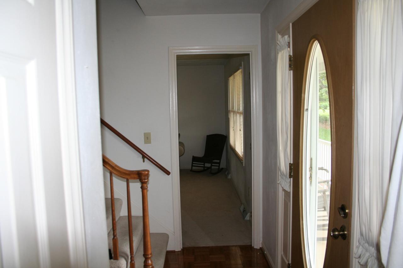 359 Stayman Road Roanoke, VA 24019 - Photo 8 of 38 402