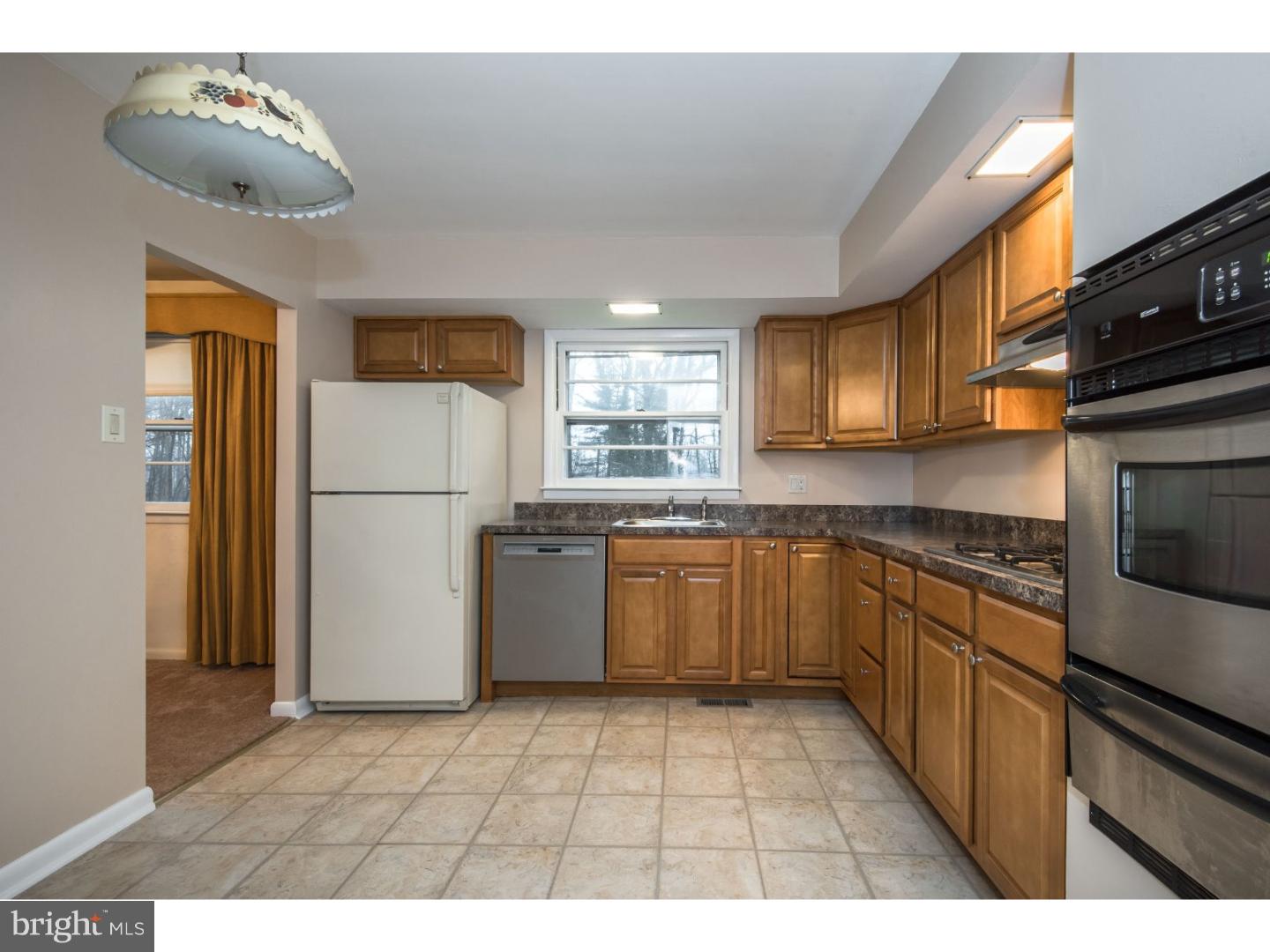 1245 Hoffman Road Ambler, PA 19002 - Photo 7 of 23 Kitchen