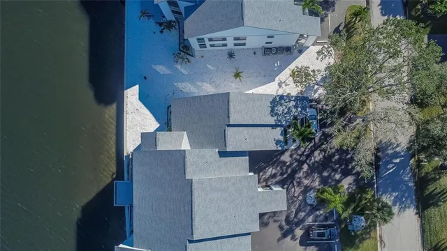 $350,000 | 813 Bahia Del Sol Drive, Unit 34, Ruskin, FL 33570