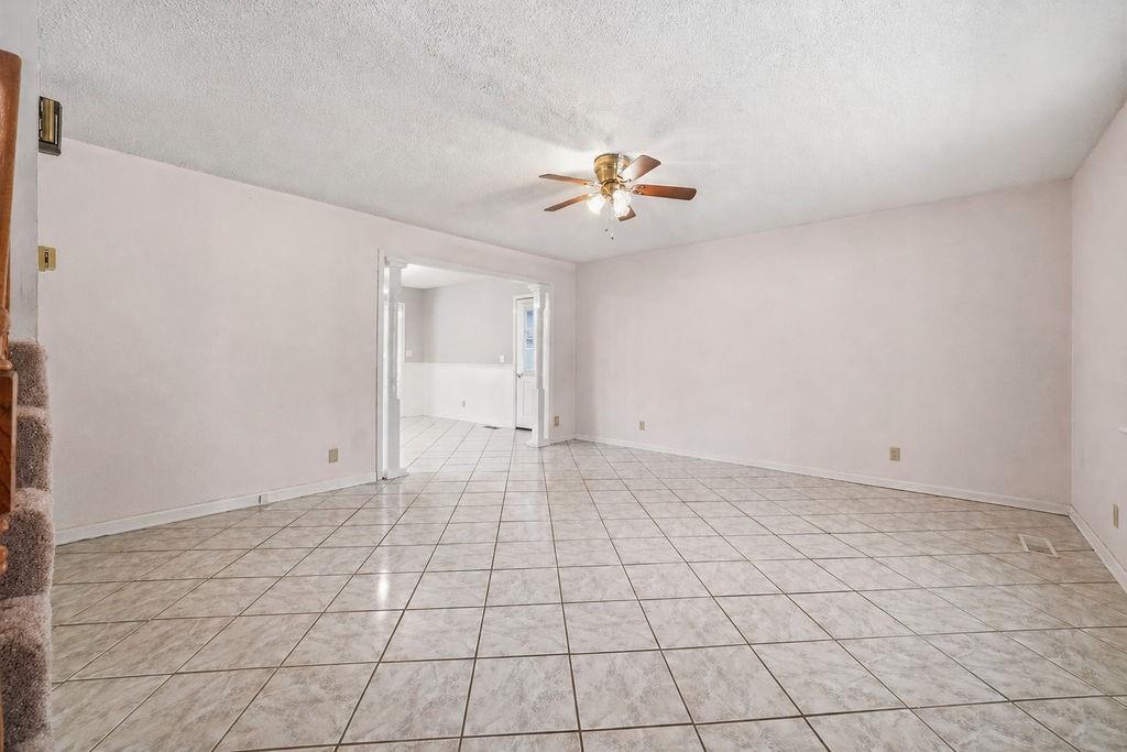 116 Monterey Drive Dalton, GA 30721 - Photo 11 of 39 a view of an empty room