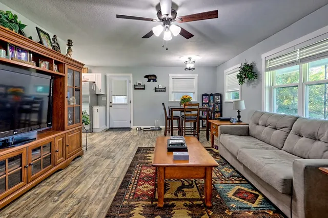 $230,000 | 60 Tarrent Street, Andrews, NC 28901