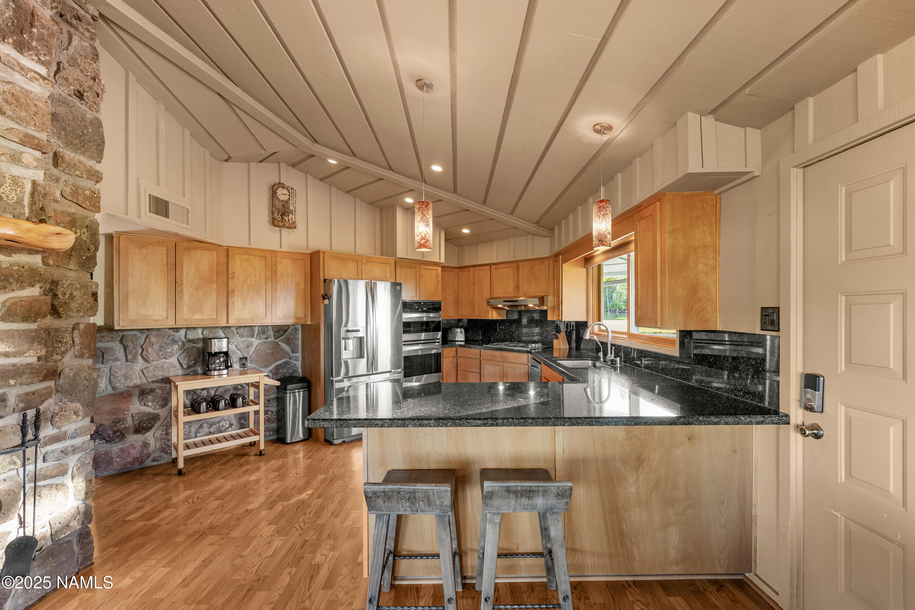 420 East Navajo Road Munds Park, AZ 86017 - Photo 18 of 55 large kitchen