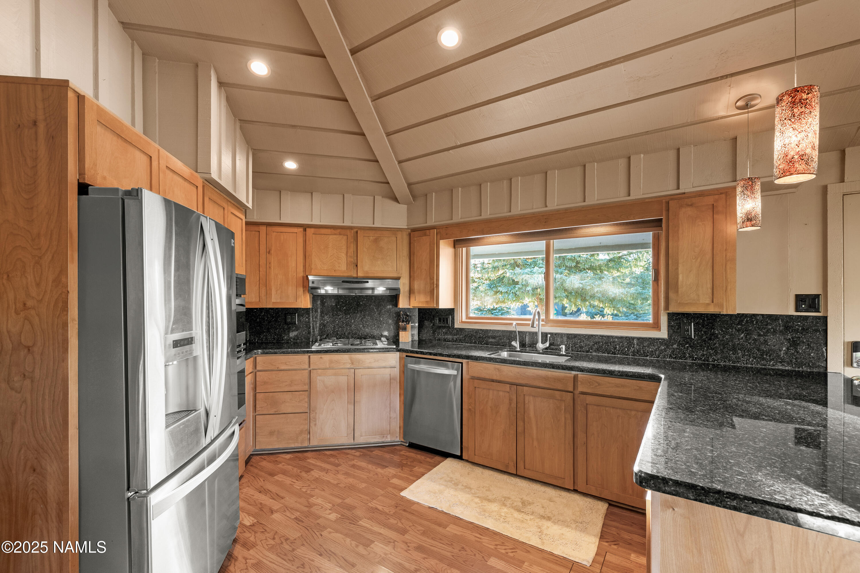 420 East Navajo Road Munds Park, AZ 86017 - Photo 19 of 55 lots of counter space