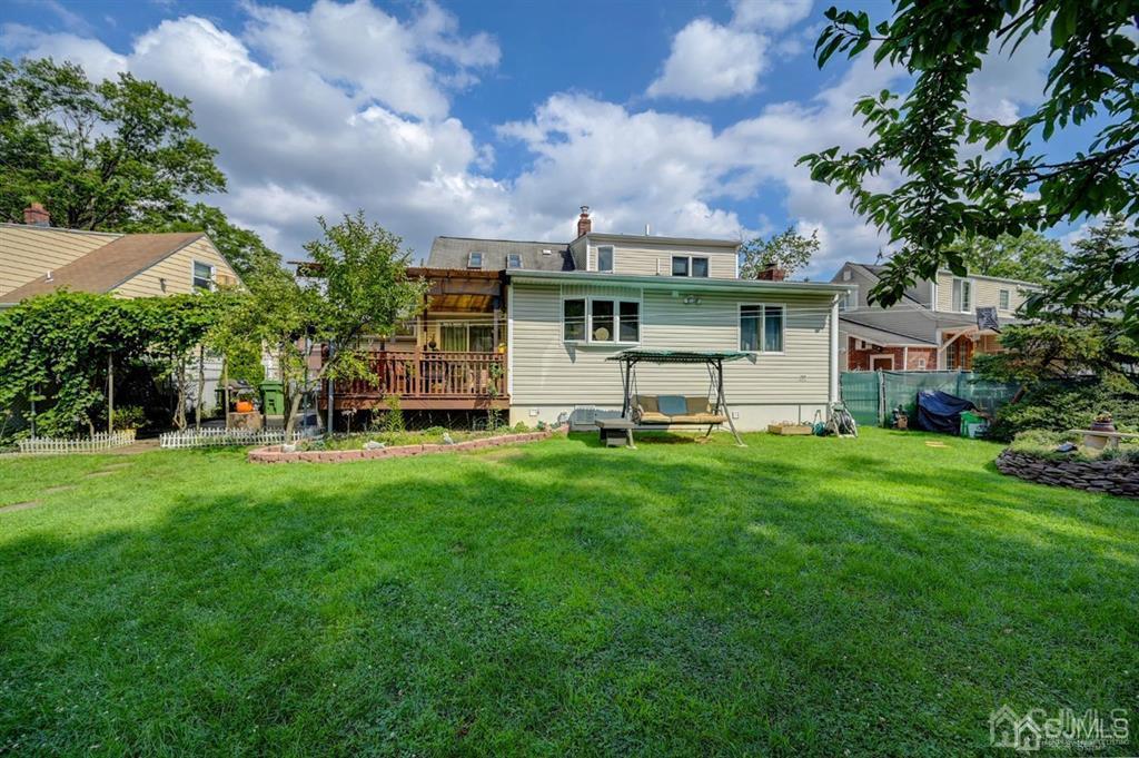 414 Inwood Road Linden, NJ 07036 - Photo 25 of 33 a view of a house with a garden