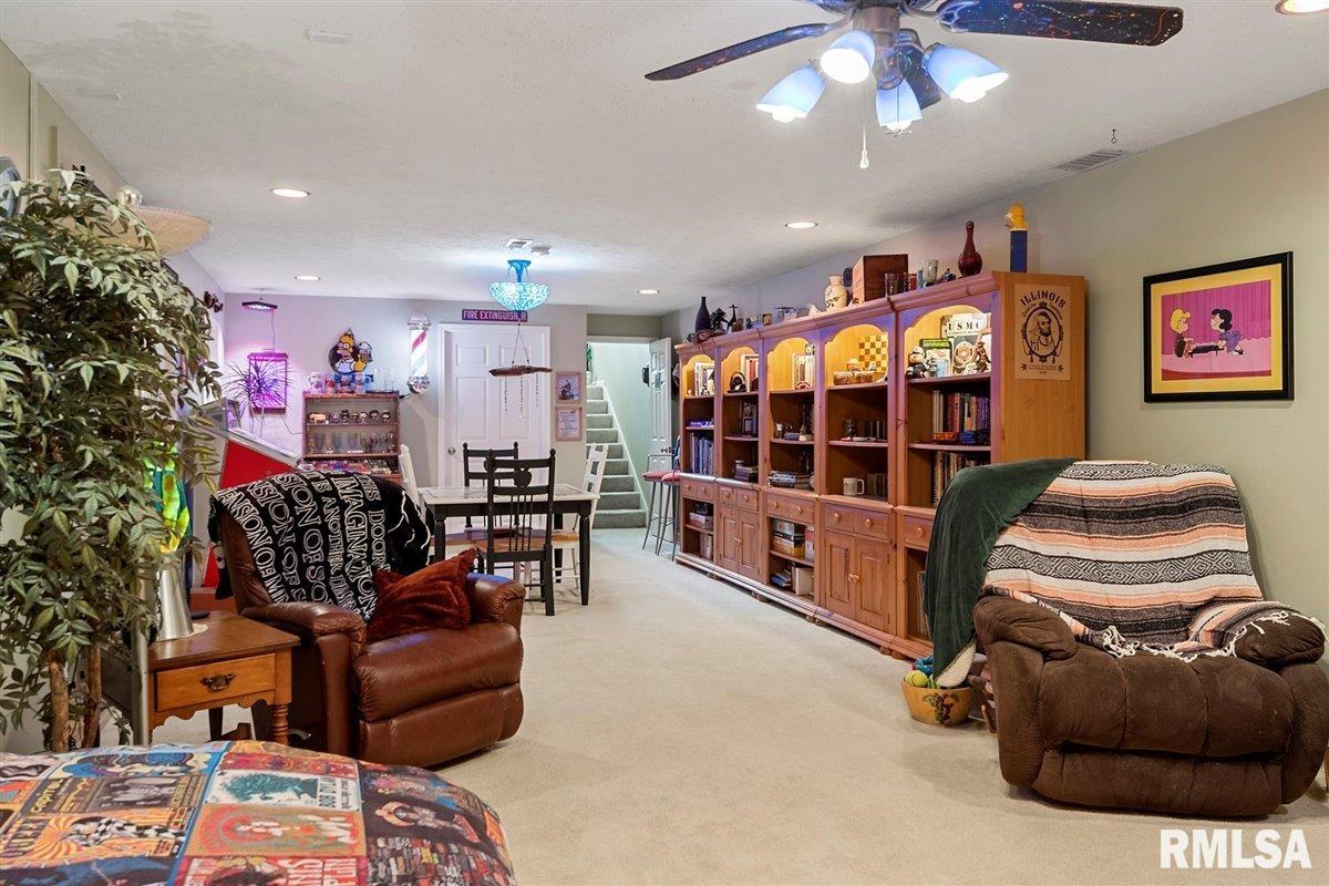 2904 Tanner Road Springfield, IL 62702 - Photo 31 of 48