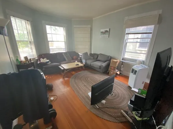 $4,600 | 140 Pearl Street, Unit 1, Cambridge, MA 02139