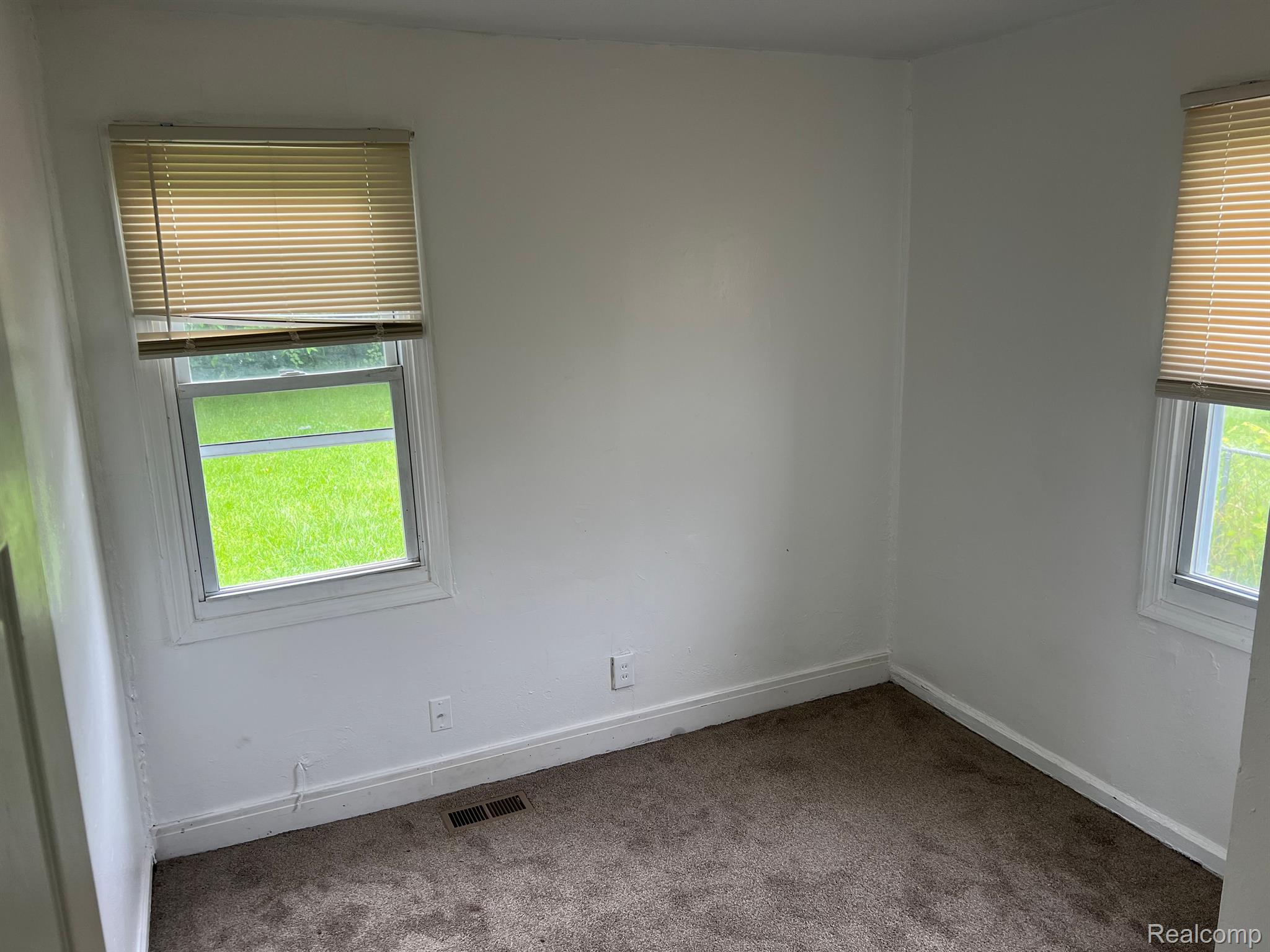 3756 Ash Street Inkster, MI 48141 - Photo 6 of 18 Gallery Image 6
