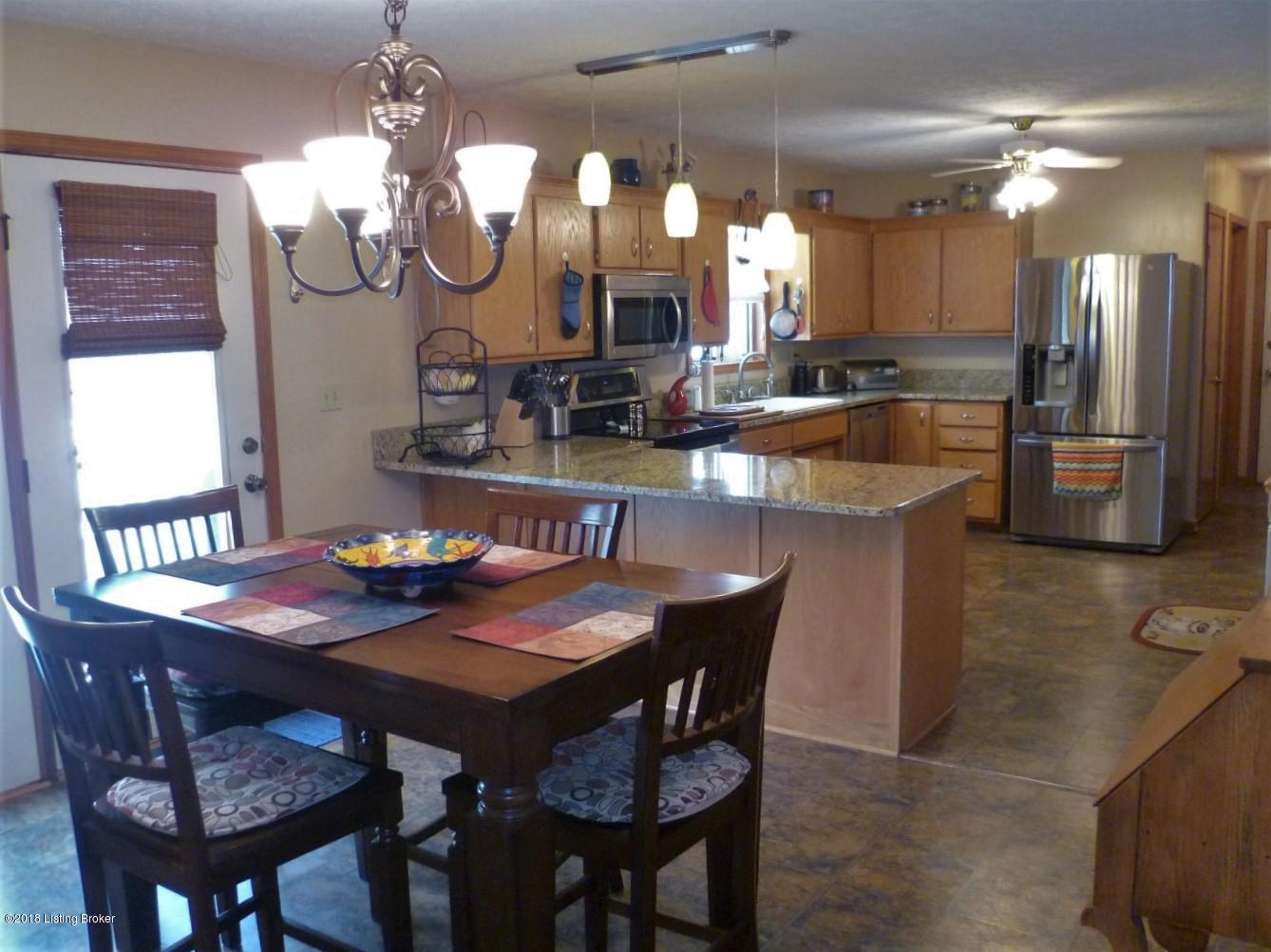 427 Hampton Road Brandenburg, KY 40108 - Photo 13 of 35 P1100299