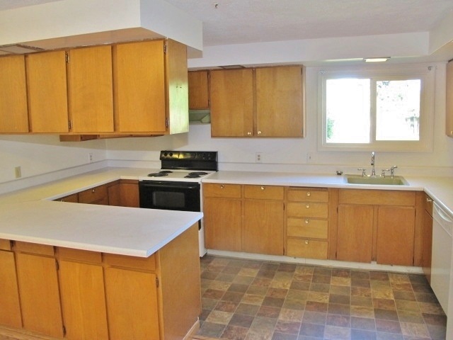 106 North McDonald Road Spokane Valley, WA 99216 - Photo 4 of 20 Gallery Image 4