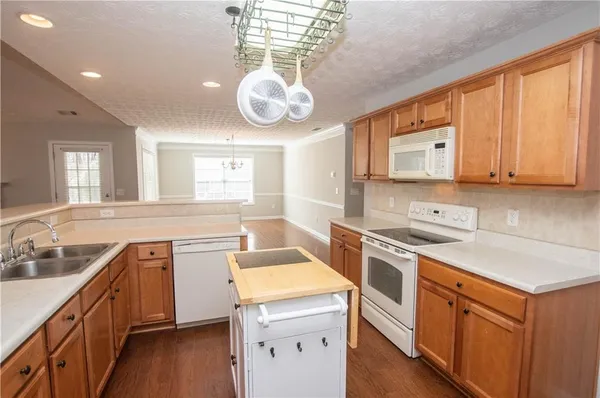 $374,900 | 1029 Stone Creek Lane, Monroe, GA 30655