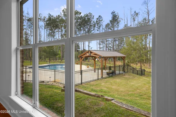 $699,900 | 151 Lakeshire Parkway, Canton, MS 39046
