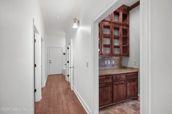 $699,900 | 151 Lakeshire Parkway, Canton, MS 39046