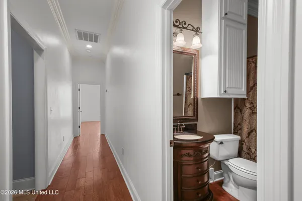 $699,900 | 151 Lakeshire Parkway, Canton, MS 39046