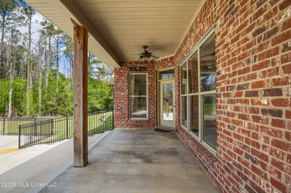 $699,900 | 151 Lakeshire Parkway, Canton, MS 39046