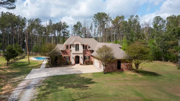 $699,900 | 151 Lakeshire Parkway, Canton, MS 39046