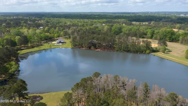 $699,900 | 151 Lakeshire Parkway, Canton, MS 39046
