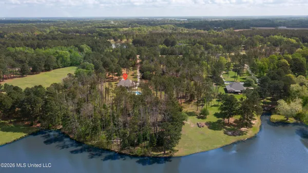 $699,900 | 151 Lakeshire Parkway, Canton, MS 39046