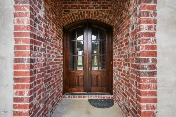 $699,900 | 151 Lakeshire Parkway, Canton, MS 39046