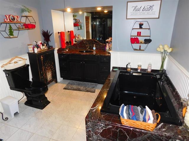 2106 Wakefield Road Wakefield, NH 03872 - Photo 12 of 37