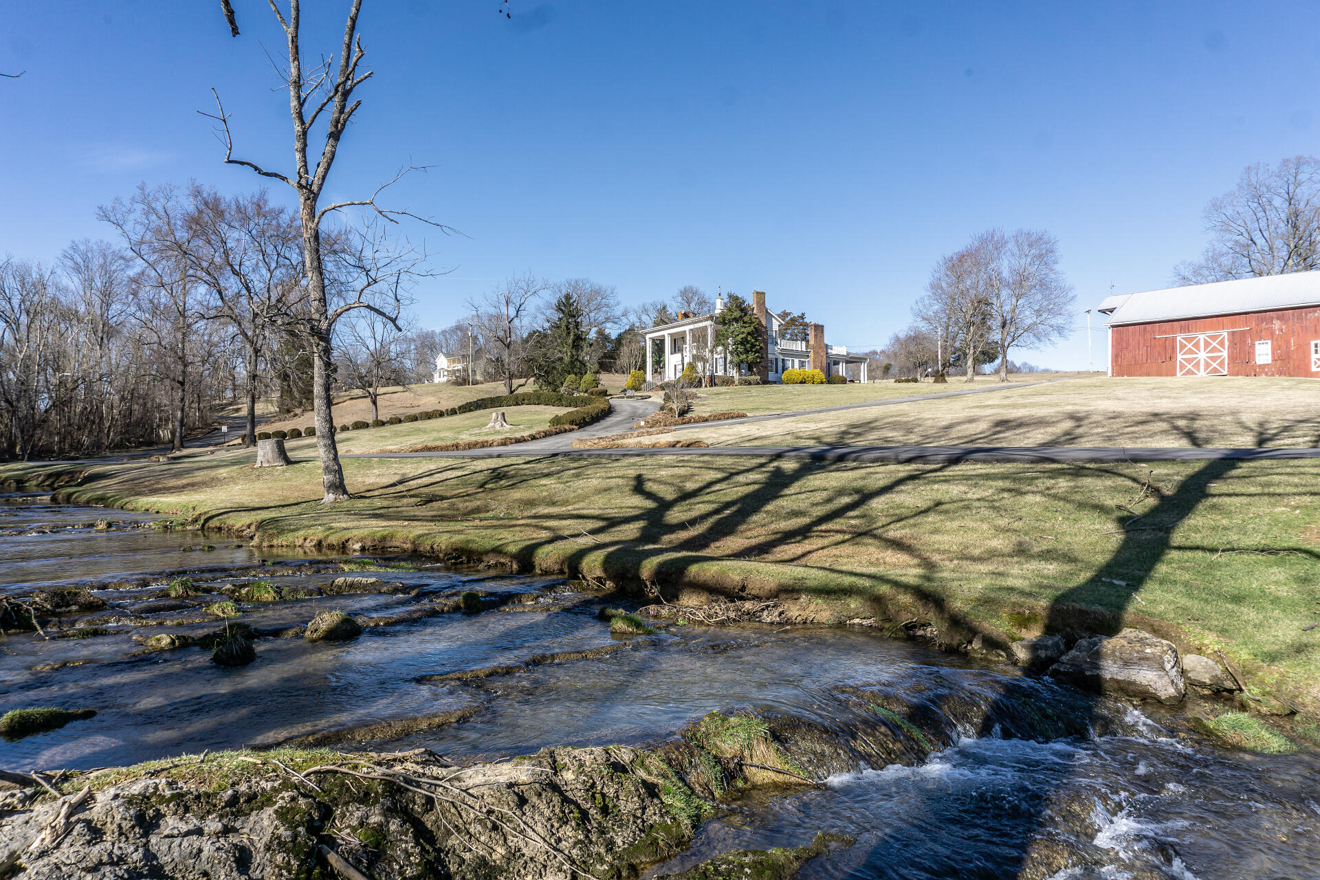 2007 Holly Creek Road Greeneville, TN 37745 - Photo 2 of 90 2006HollyCreekG_112