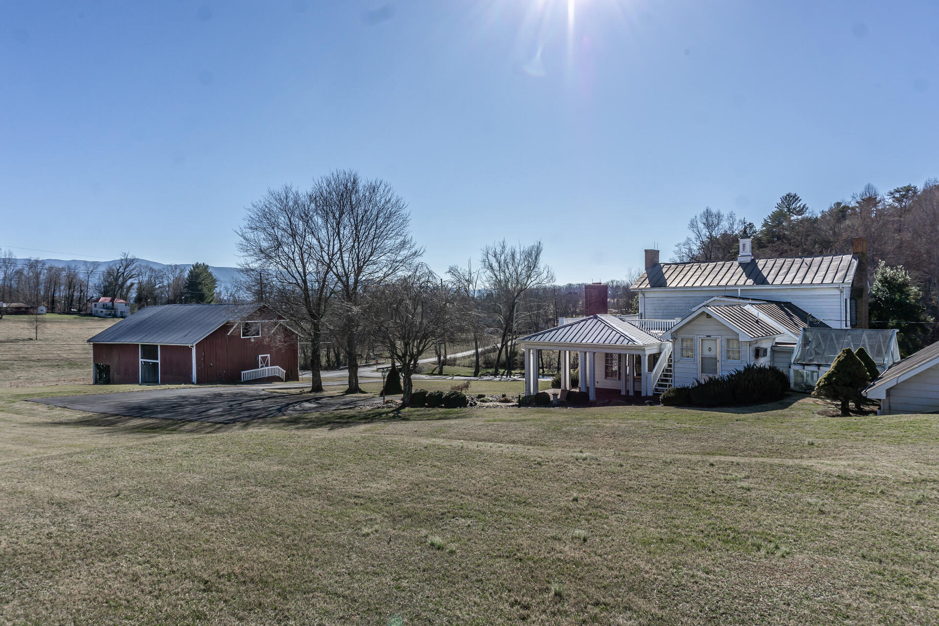 2007 Holly Creek Road Greeneville, TN 37745 - Photo 66 of 90 2006HollyCreekG_079