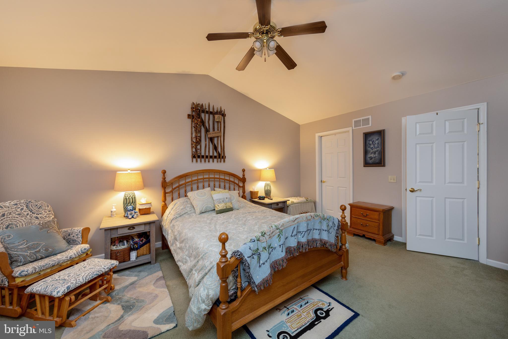 198 Clubhouse Road Delta, PA 17314 - Photo 27 of 37 MASTER BEDROOM WITH WALK IN CLOSET