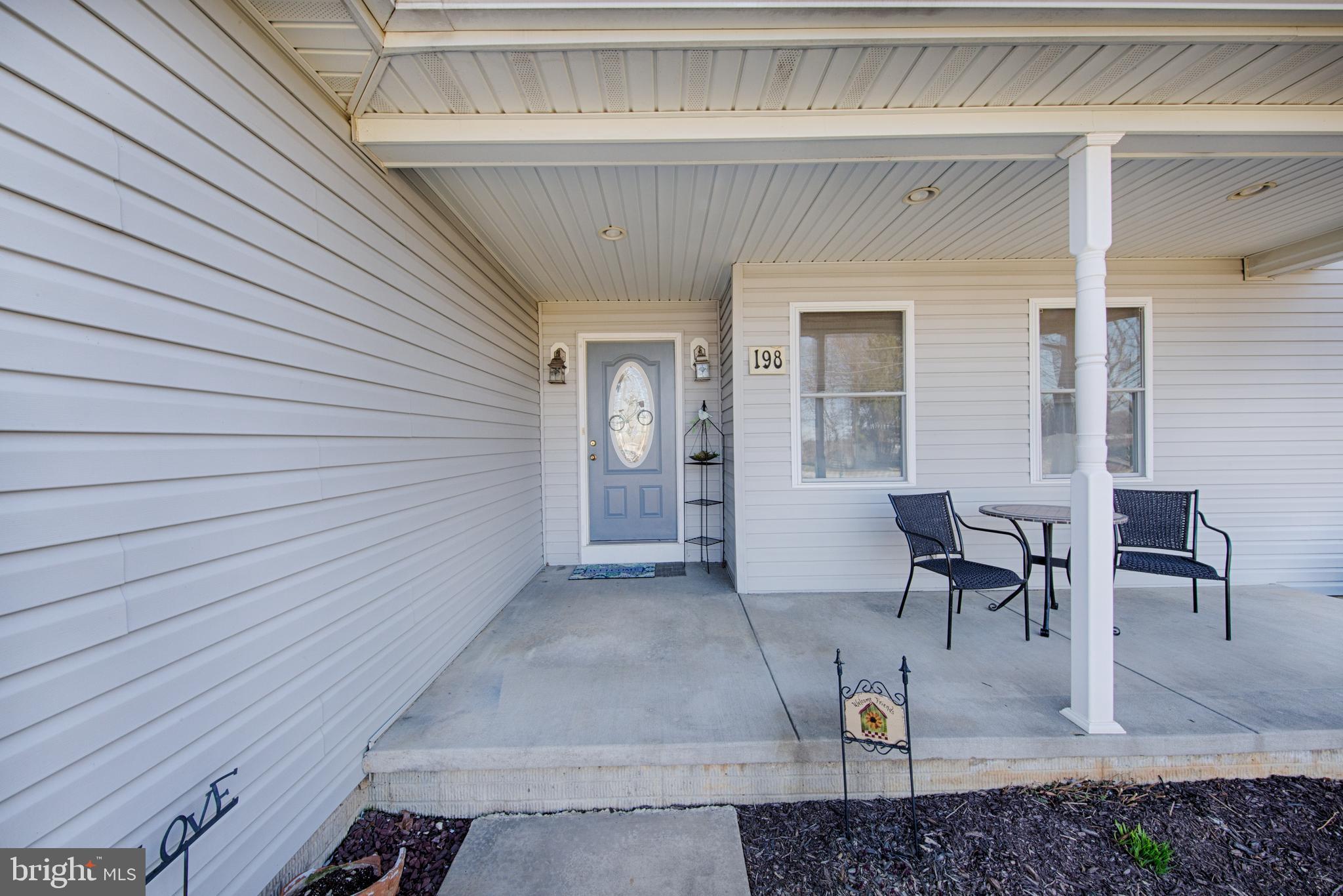 198 Clubhouse Road Delta, PA 17314 - Photo 5 of 37 RELAXING COVERED FRONT PORCH !!