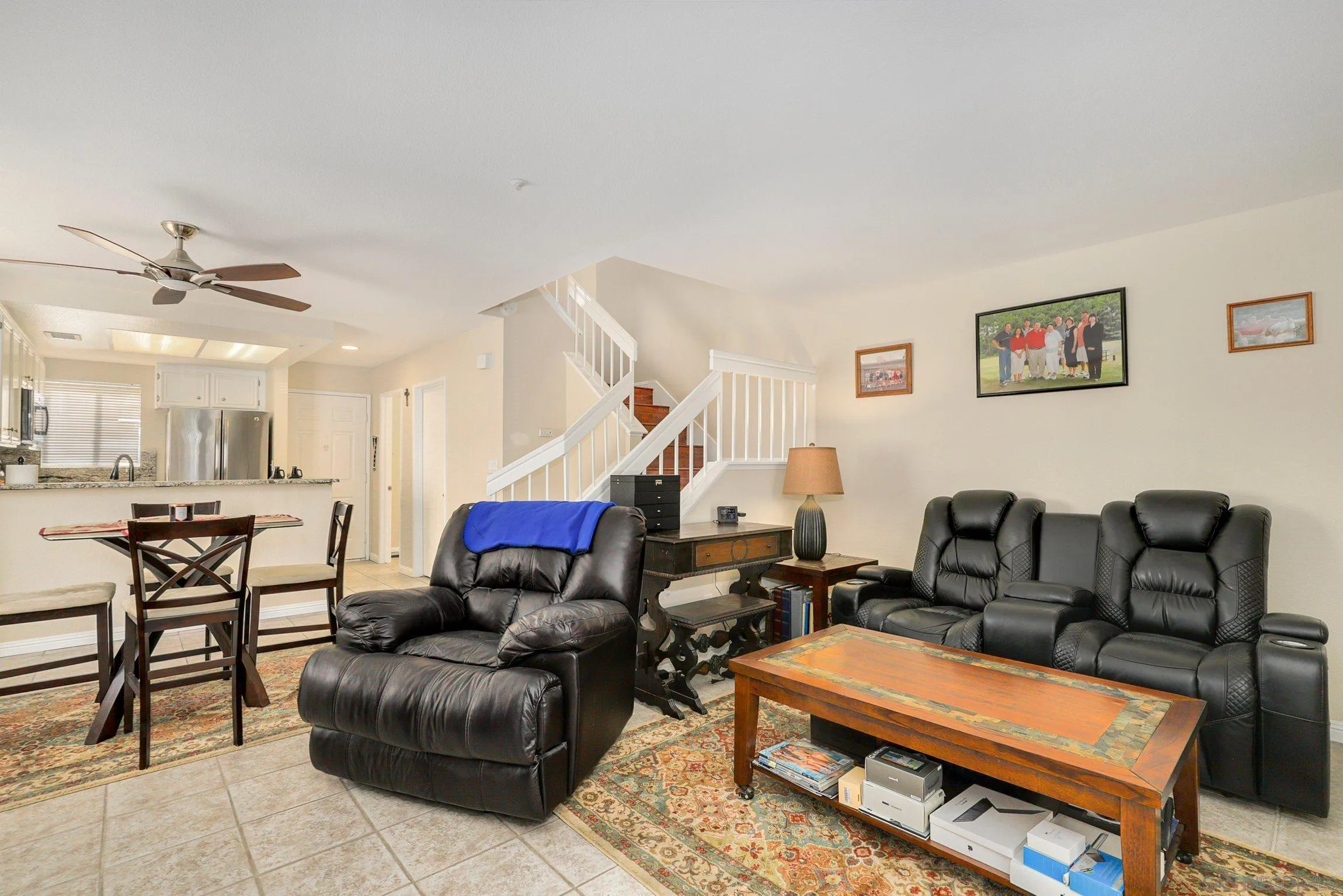 2279 Kings View Circle Spring Valley, CA 91977 - Photo 3 of 20 Gallery Image 3