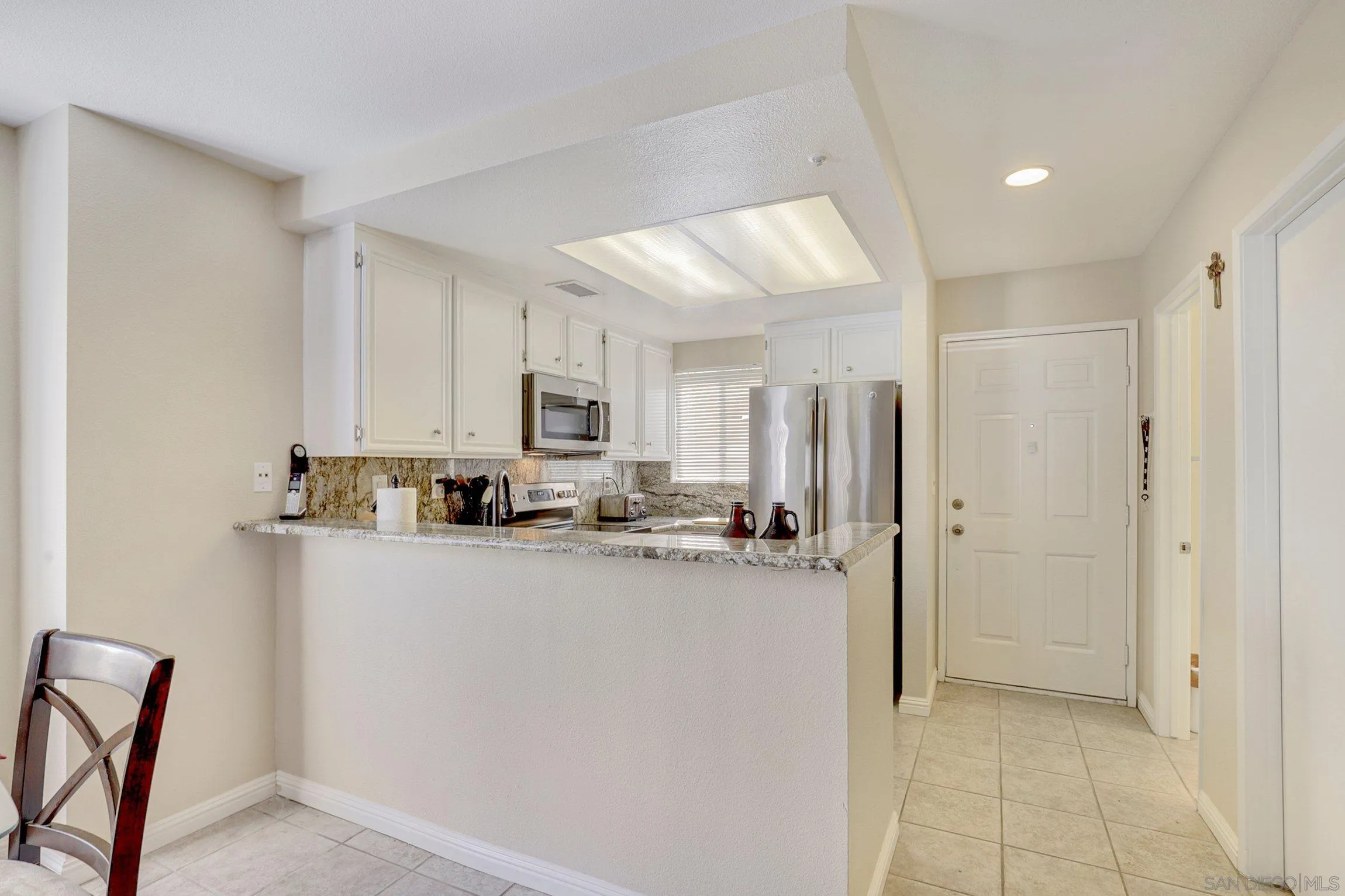 2279 Kings View Circle Spring Valley, CA 91977 - Photo 7 of 20 Gallery Image 7