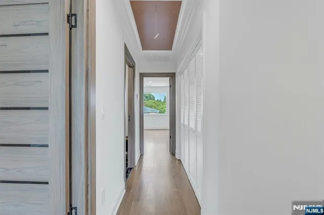 $999,900 | 416 Kingsland Avenue, Lyndhurst, NJ 07071