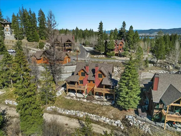 $1,185,000 | 67 Golden Bar Court, Donnelly, ID 83615