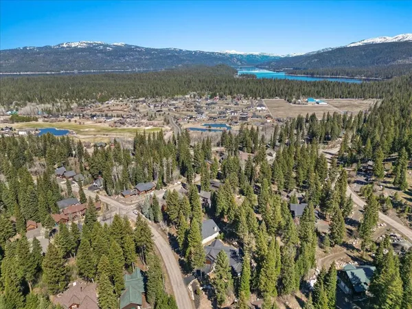 $1,185,000 | 67 Golden Bar Court, Donnelly, ID 83615