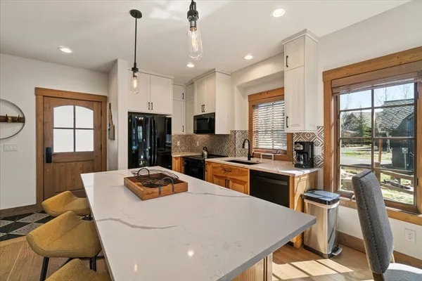 $1,185,000 | 67 Golden Bar Court, Donnelly, ID 83615