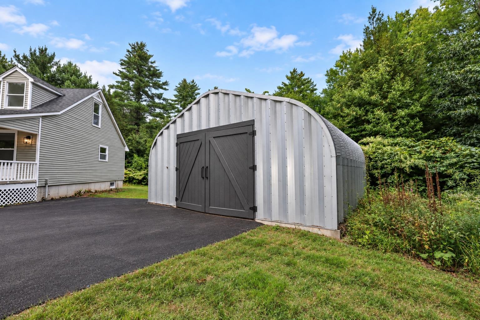 33 Baboosic Lake Road Amherst, NH 03031 - Photo 41 of 42 Gallery Image 41