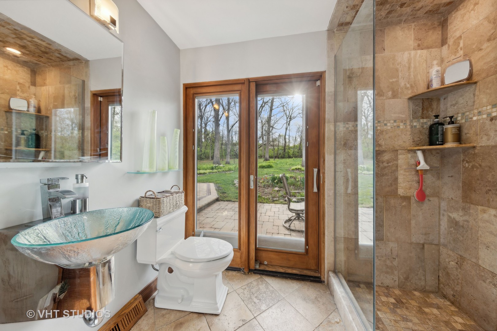 8521 Una Avenue Naperville, IL 60565 - Photo 17 of 41 a bathroom with a sink and mirror
