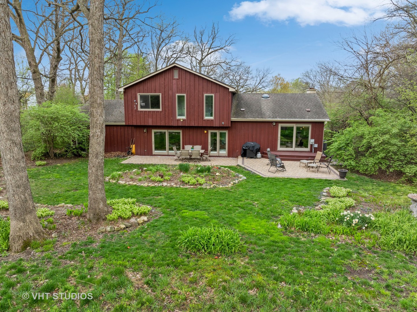 8521 Una Avenue Naperville, IL 60565 - Photo 32 of 41 a view of a house with a yard
