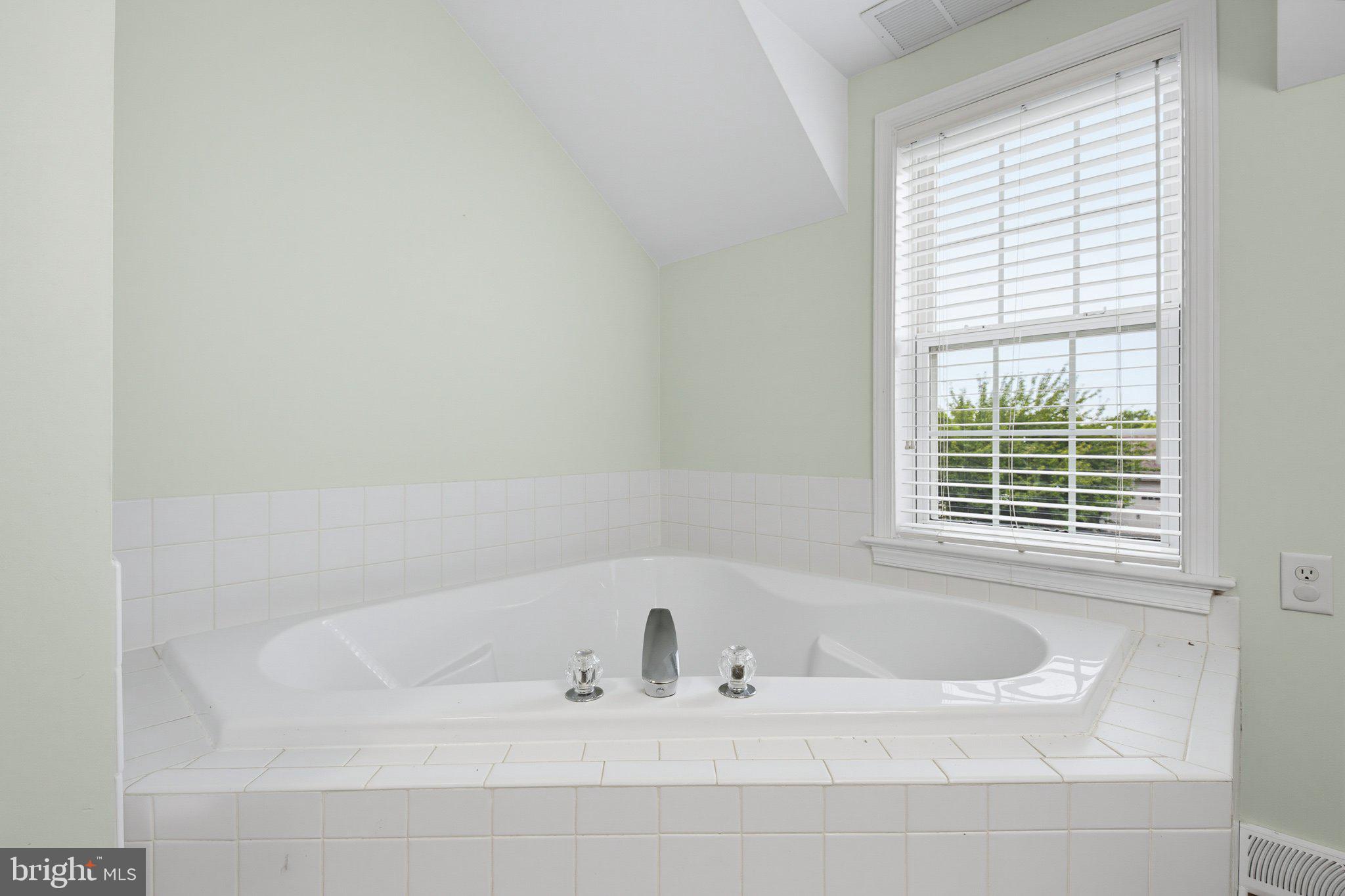 806 Sylvan Road Lancaster, PA 17601 - Photo 24 of 53 Gallery Image 24