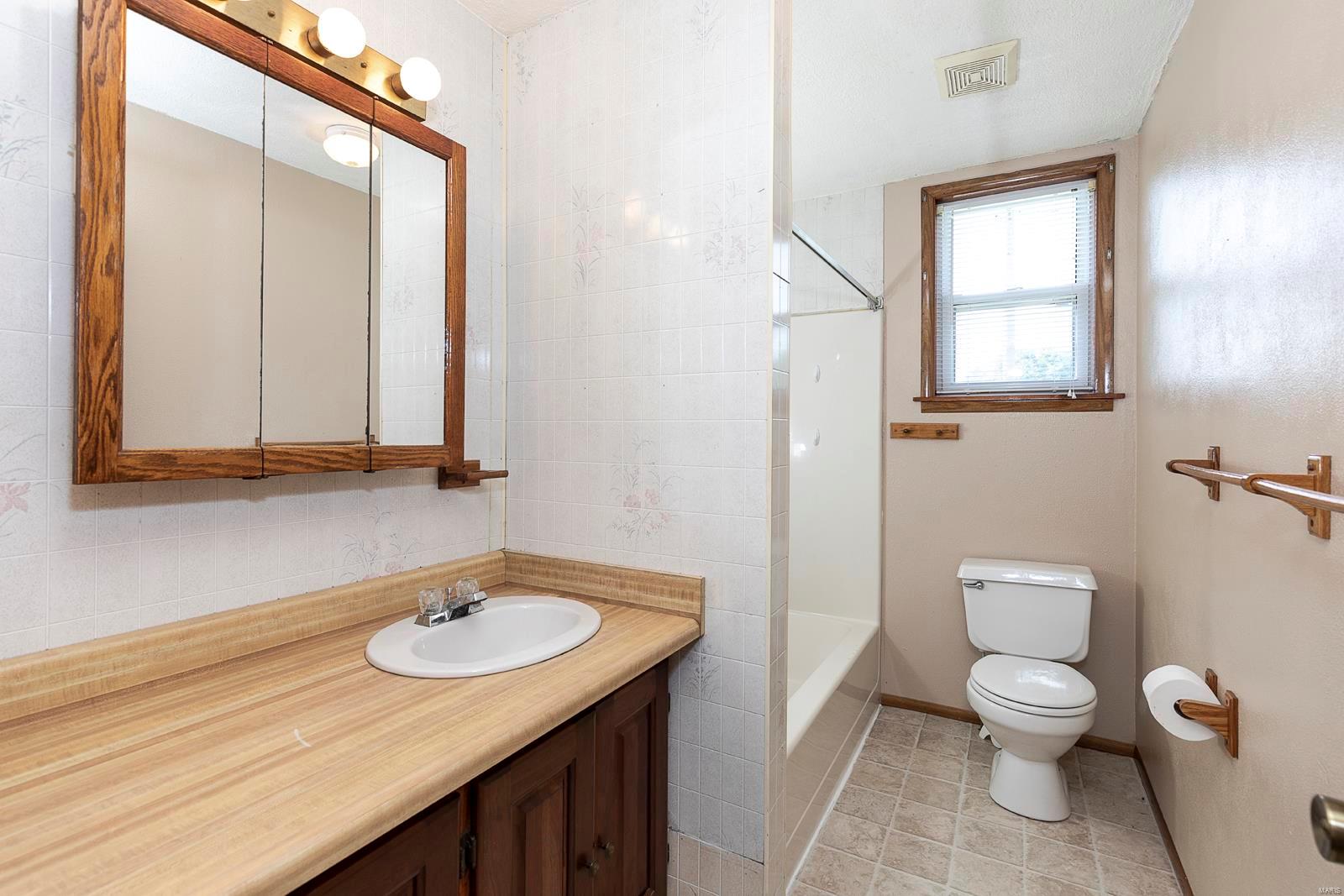 5700 Perrin Road Fairview Heights, IL 62208 - Photo 13 of 24 Gallery Image 13